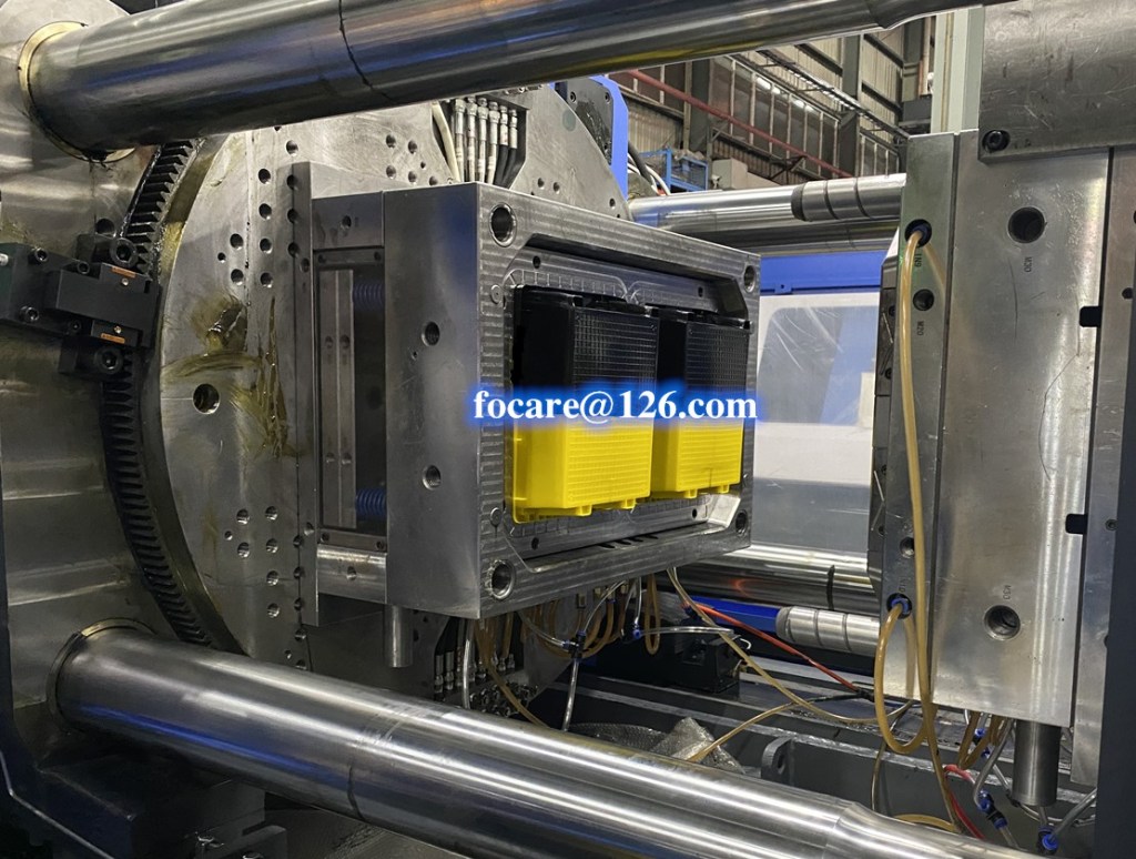 китайская пресс-форма для литья двухцветного ящика из пластмасс